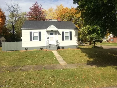 1629 Honodle Ave, Akron, OH 44305