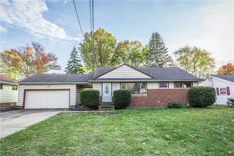 19655 Drake Rd, Strongsville, OH 44149