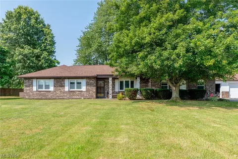 12034 Root Rd, Columbia Station, OH 44028
