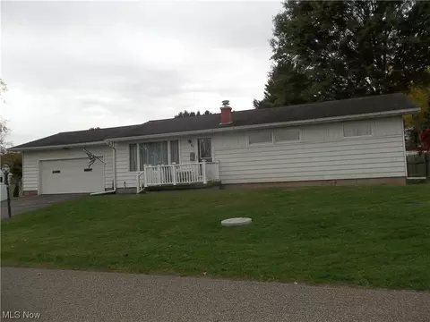 72 Sandy Ln, Zanesville, OH 43701