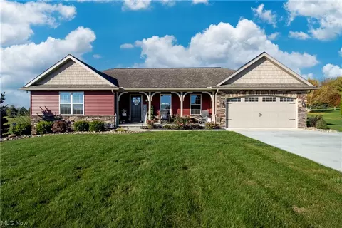 3723 White Oak Ln, Wooster, OH 44691