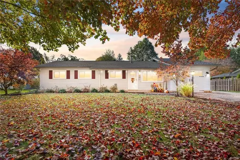 2584 Norway Dr, Perry, OH 44081