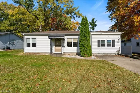 102 Woodview Ave, Boardman, OH 44512
