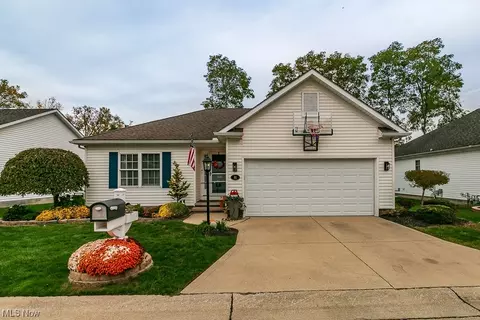 81 Peachtree Ln, Painesville, OH 44077