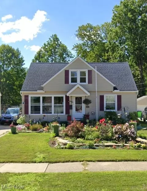 30824 Clarmont Rd, Willowick, OH 44095