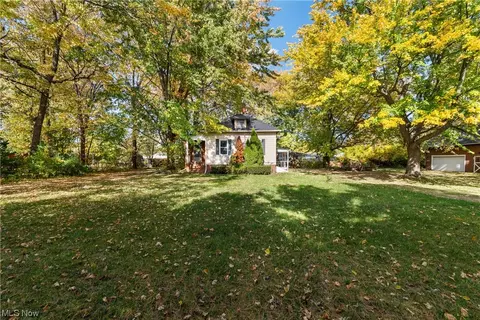 5521 Walker Rd, Sheffield, OH 44054
