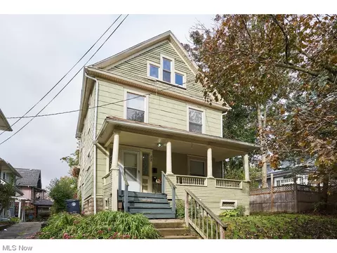 52 Corson Ave, Akron, OH 44302