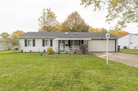 56 Cadet Dr, North Ridgeville, OH 44039