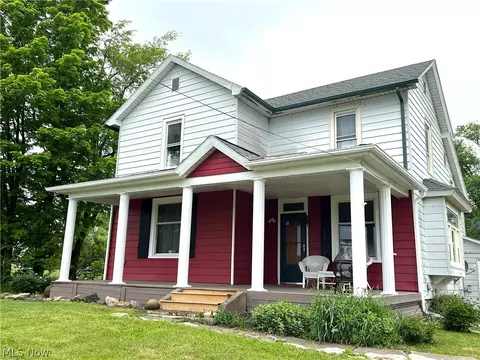 1000 Fairfield School Rd, Columbiana, OH 44408