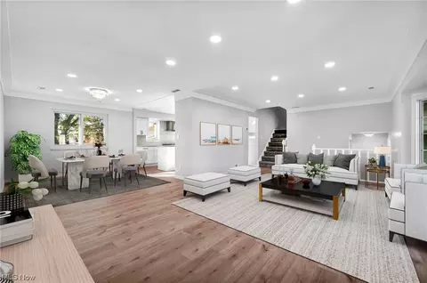 5776 Skyline Dr, Seven Hills, OH 44131 photo 5