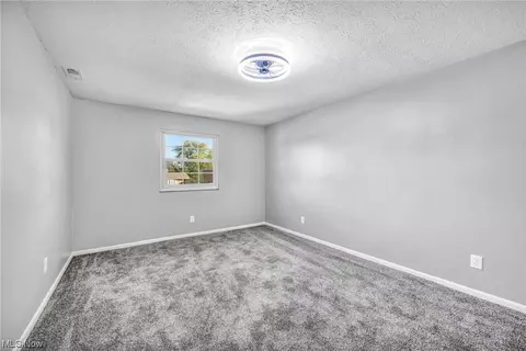 5776 Skyline Dr, Seven Hills, OH 44131 photo 17