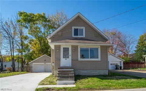 1548 Sunnyside Ave, Akron, OH 44312