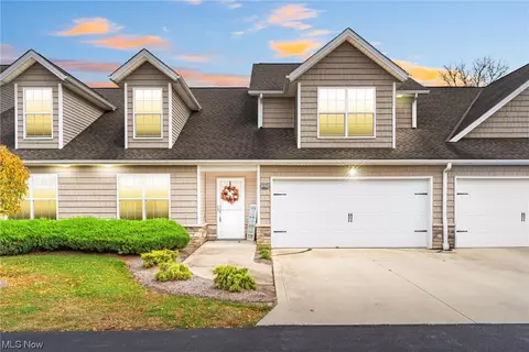 6762 Bayside Dr, Madison, OH 44057