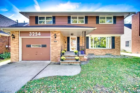 3254 Erie Ave, Lorain, OH 44052