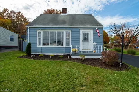 2750 Jean St, Youngstown, OH 44502