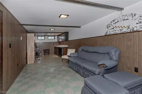 29648 Phillips Ave, Wickliffe, OH 44092 photo 25
