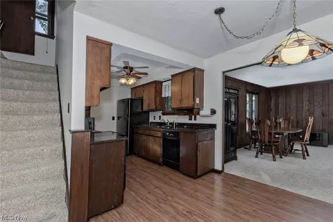 29648 Phillips Ave, Wickliffe, OH 44092 photo 10
