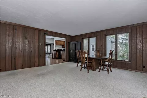 29648 Phillips Ave, Wickliffe, OH 44092 photo 14