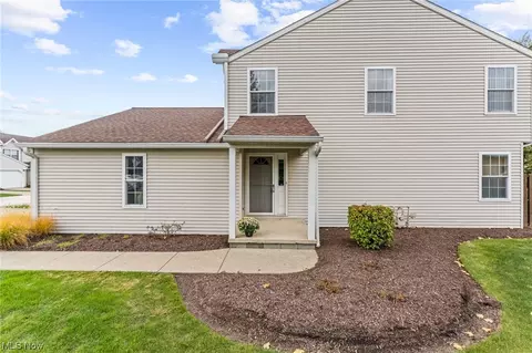 211 Steeple Chase Run, Northfield, OH 44067