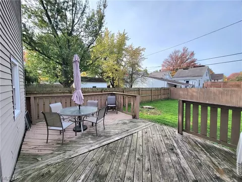 144 Beebe Ave, Elyria, OH 44035 photo 17
