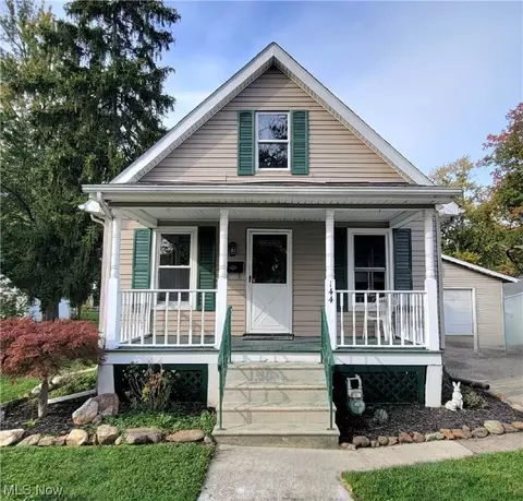 144 Beebe Ave, Elyria, OH 44035