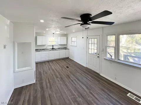 4728 Davis Rd, Perry, OH 44081 photo 9