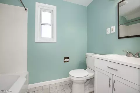 175 Seneca St, Elyria, OH 44035 photo 12