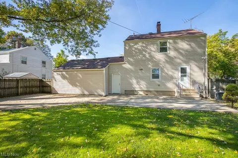 175 Seneca St, Elyria, OH 44035 photo 24