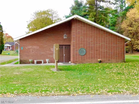 134 May Rd, Follansbee, WV 26037