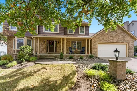 2096 Longfellow St NE, Canton, OH 44721