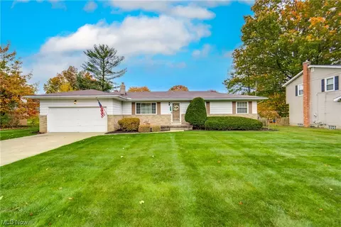 2821 Shellhart Rd, Norton, OH 44203