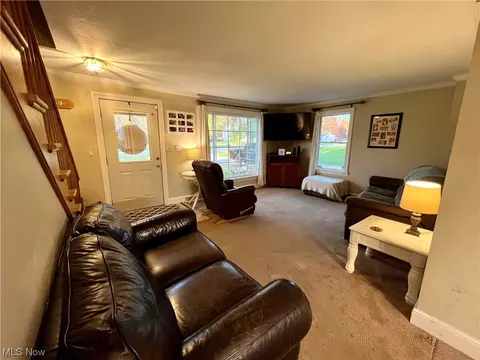 3992 Tallmadge Rd, Rootstown, OH 44272 photo 2