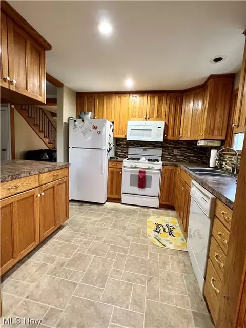 3992 Tallmadge Rd, Rootstown, OH 44272 photo 5