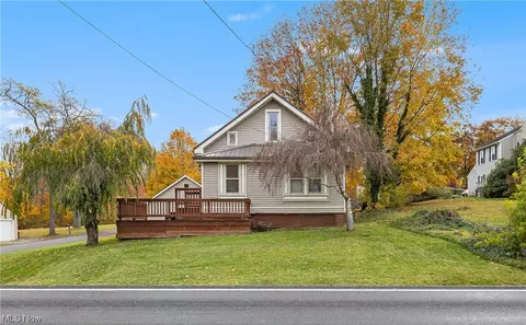 14693 S Pricetown Rd, Damascus, OH 44619