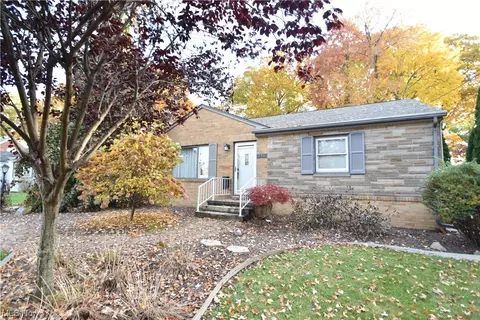 4629 Yarmouth Ln, Boardman, OH 44512