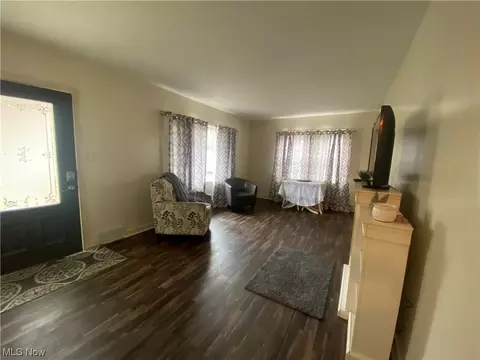 817 Pennsylvania Ave, Ashtabula, OH 44004 photo 6