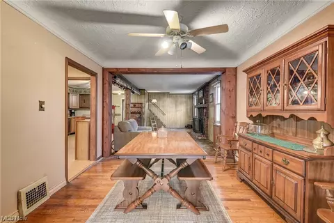4709 Snow Rd, Parma, OH 44134 photo 10