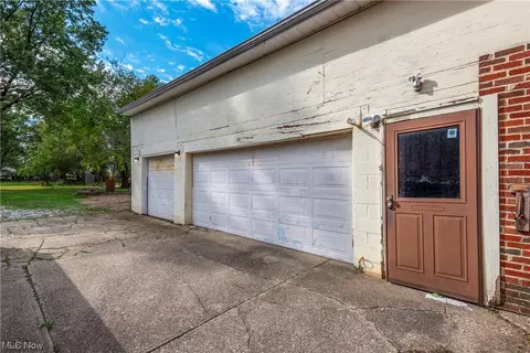 4709 Snow Rd, Parma, OH 44134 photo 34