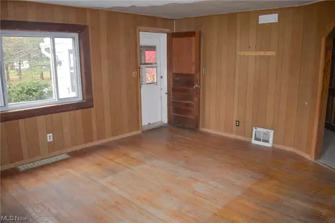 8718 Freedom Rd, Windham, OH 44288 photo 5