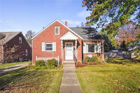 1313 Washington Blvd, Louisville, OH 44641