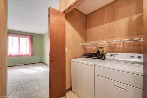 716 Martha Dr, Huron, OH 44839 photo 22