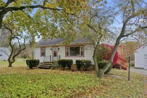 3700 Vineland Ave, Ashtabula, OH 44004 photo 3