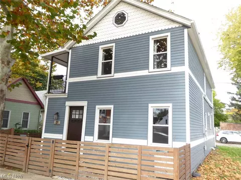 798 Crawford Ct, Cleveland, OH 44113