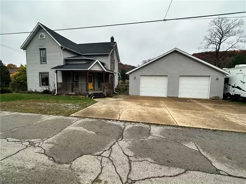 327 Galatian St, Glenmont, OH 44628