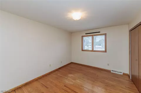 36085 Bainbridge Rd, Solon, OH 44139 photo 22