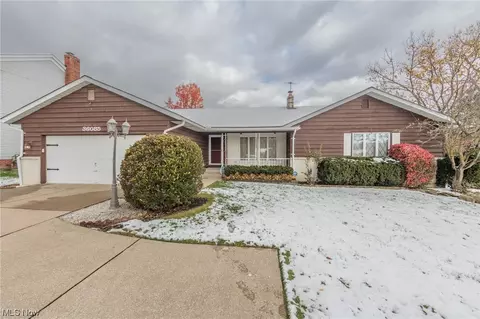 36085 Bainbridge Rd, Solon, OH 44139 photo 2