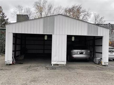 1831 Koran Ave NW, Canton, OH 44708 photo 6