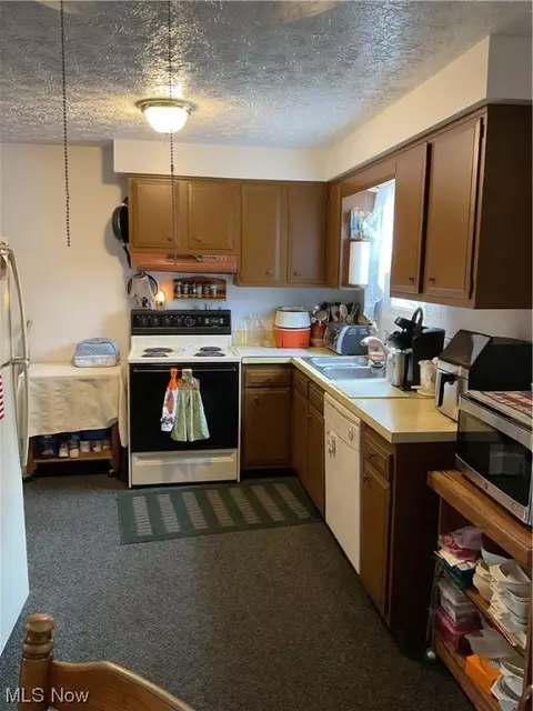 1831 Koran Ave NW, Canton, OH 44708 photo 3
