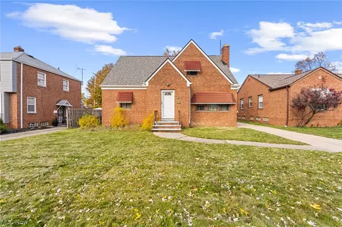 3799 Colony Rd, South Euclid, OH 44118