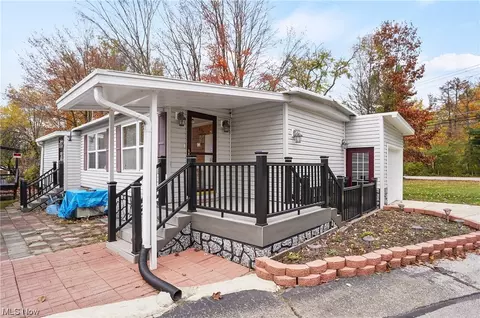 418 E Caston Rd #C1, Akron, OH 44319